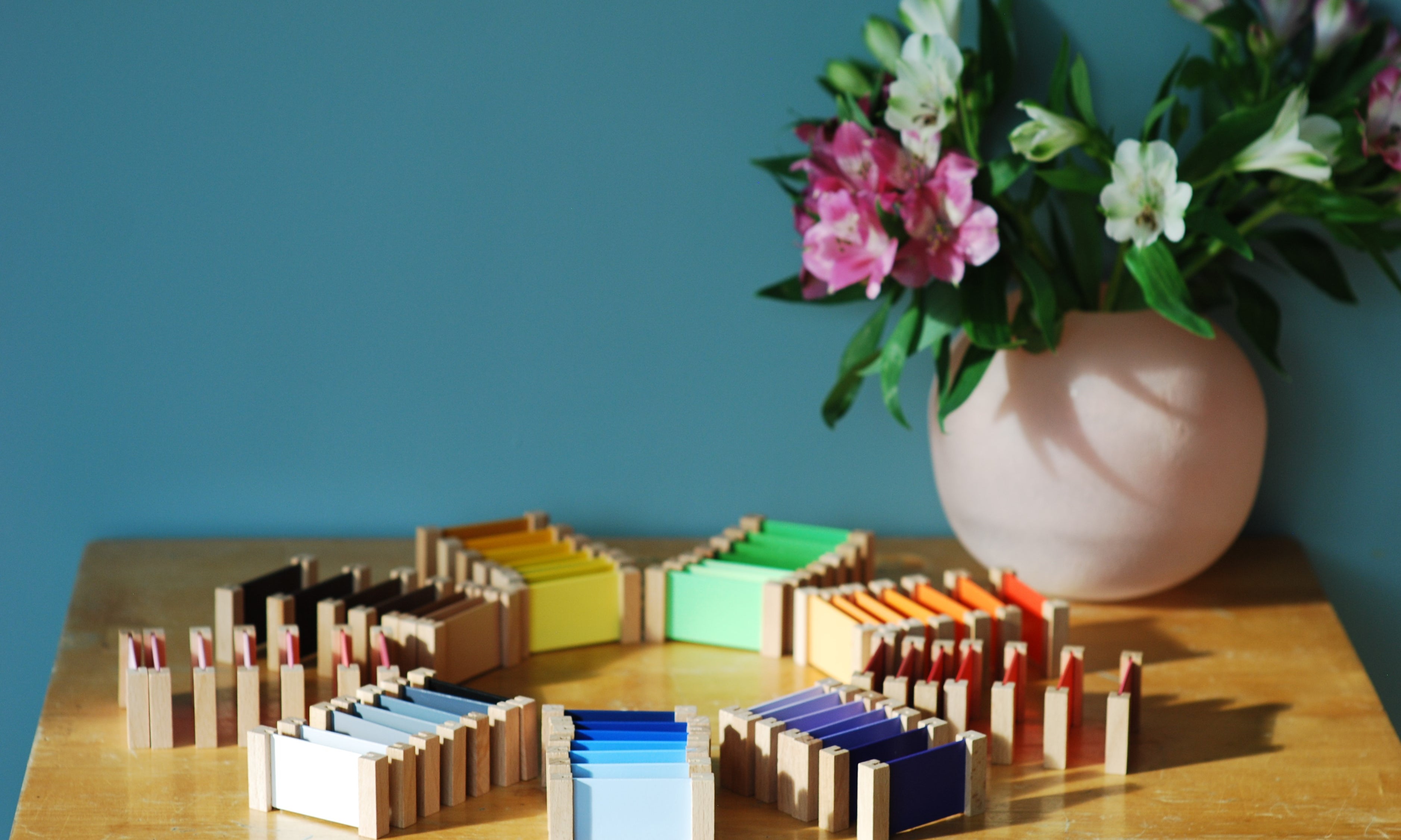 Montessori læringsmateriell | Lær med sansene