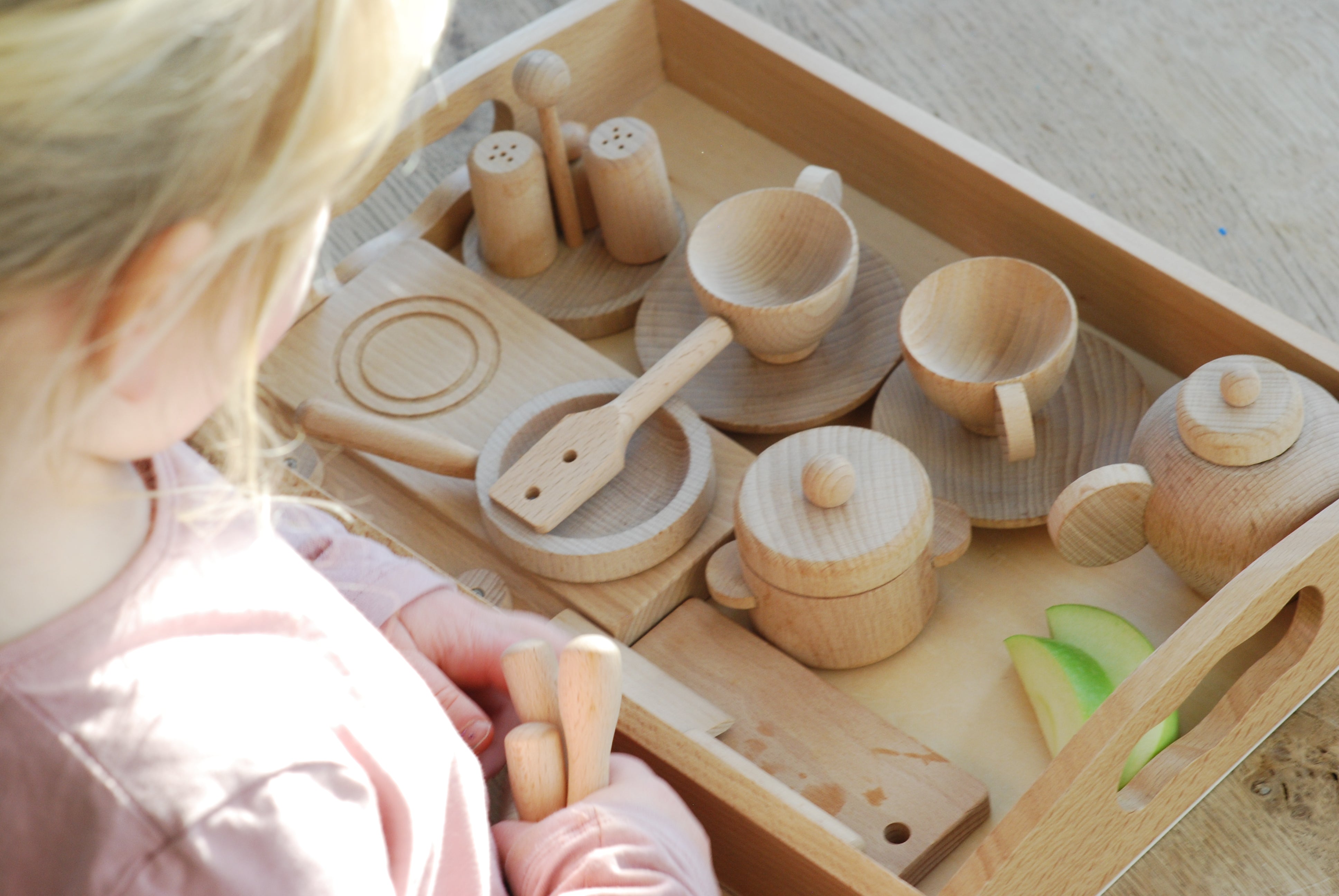 Montessori læringsmateriell | Praktisk liv