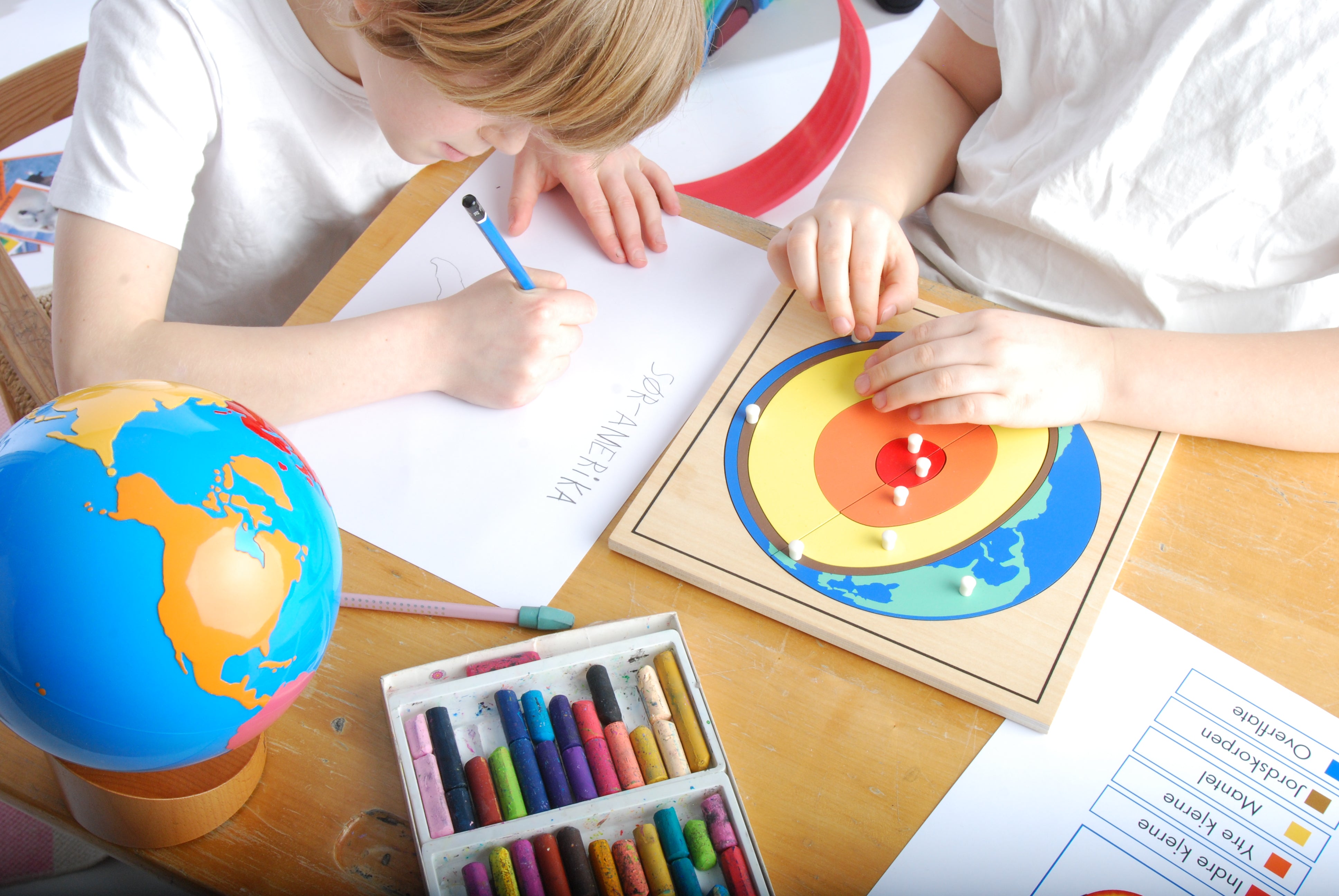 Læringsverktøy til barn 7 -12 år - Montessori og pedagogiske leker